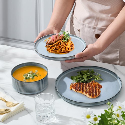 E-far Stoneware Dinnerware Sets, 18-Pieces Modern Plates and Bowls Sets, Kitchen Dinning Porcelain Dishes Set for 6, Chip & Scratch Resistant, Dishwasher & Microwave Safe, Dusty Blue