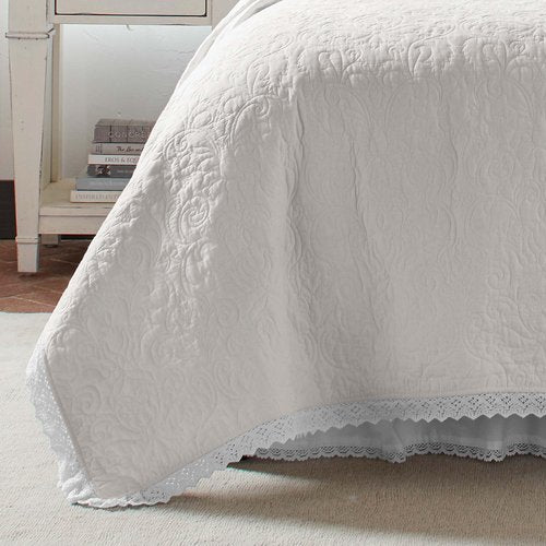 Laura Ashley - Queen Quilt Set, Reversible Cotton Bedding with Matching Shams, Pre-Washed Home Decor for Added Softness (Heirloom Crochet White, Queen)