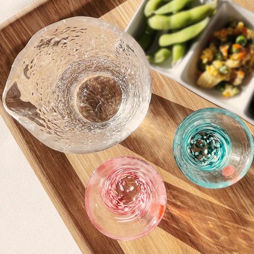 Handcrafted Japanese Sake Set – Elegant Gift for Any Occasion (First Snow Sake Carafe with 2 Cups Set (Cherry Blossom & Camellia）, Carafe (8.4 oz - 250ml), Cup (1.7 oz - 50ml))