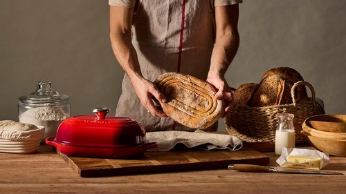 Le Creuset Enameled Cast Iron Oval Bread Oven - 11.5 Inch, Stylish Peche Color