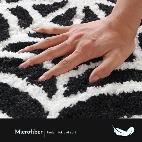 Moutina Spider Web Bath Mat 16x30 Inch Black, Soft and Absorbent Tufted Gothic Halloween Bathroom Rug Non Slip Washable, Gothic Bathroom Decor Rug Holiday Decorations