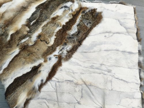 Natural Rabbit Fur Sofa Bed Throw Blanket,Rug,Rabbit Pelt Skin Fur Blankets/Plates Furry Soft Warm Lush Throw Home Decoration Reprocessed DIY Materials (21.65" x 43.3" Tan)