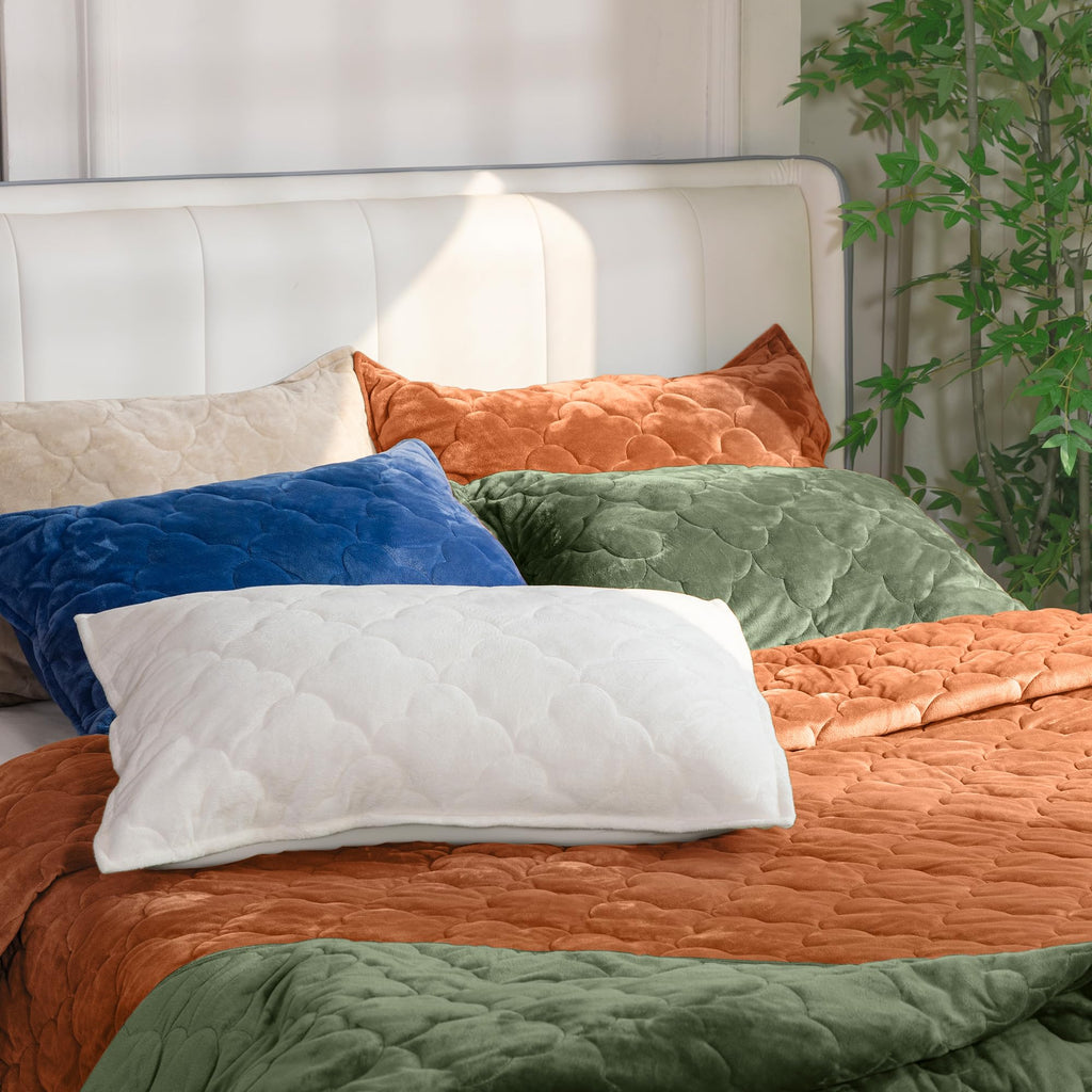PlushHavenCloud Velvet Quilt Set Queen Size - Luxury Lightweight Velvet Bed Comforter & 2 Pillow Shams | Oversized Coverlet Bedspread 3 Piece | Oeko-TEX All Season Bedding Caramel
