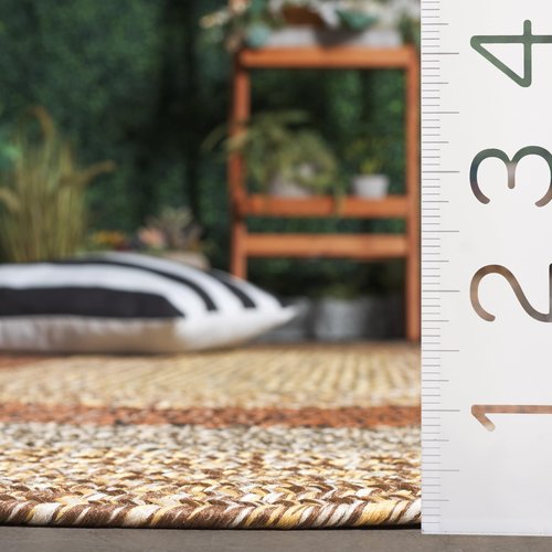 SAFAVIEH Washable Rug Outdoor Braided Collection - 3' x 5' Oval, Brown & Gold, Handmade & Reversible, Non-Shedding & Easy to Clean, Ideal for Patio, Backyard, Mudroom (BRD318T)