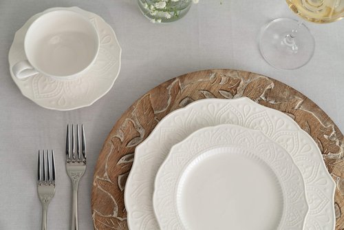 10 Strawberry Street Dahlia 10.5" White Dinner Plate, Set of 6