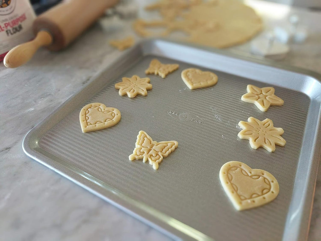 USA Pan Bakeware Nonstick Cookie Sheet - Perfect for Baking Delicious Cookies | Small Size