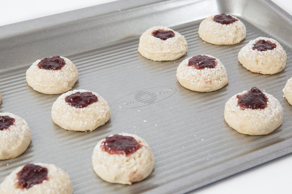 USA Pan Bakeware Nonstick Cookie Sheet - Perfect for Baking Delicious Cookies | Small Size
