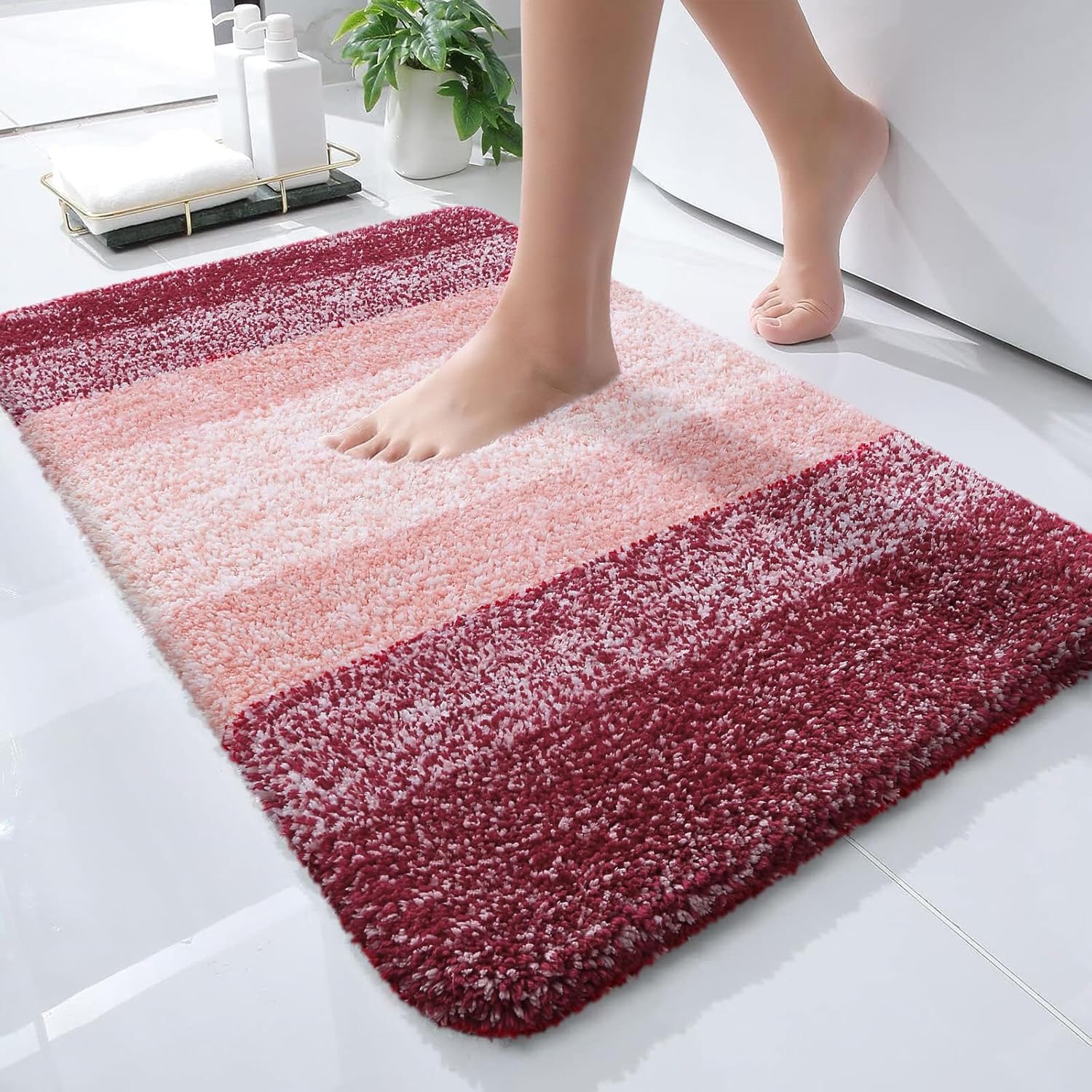 OLANLY Bath Rugs Mat - Extra Soft Microfiber with Rubber Backing | Quick Dry, Machine Washable, 24x16, Red