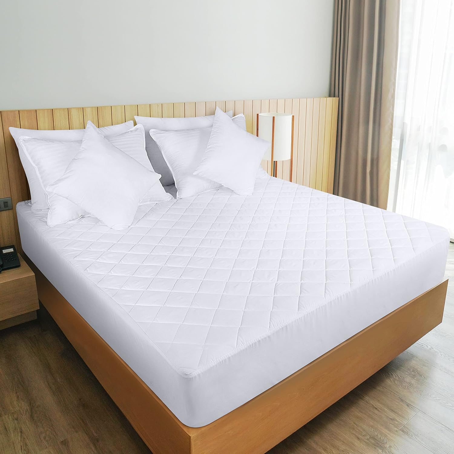 Utopia Bedding Quilted Fitted Mattress Pad - Full Size Deep Pocket Protector | Machine Washable, White