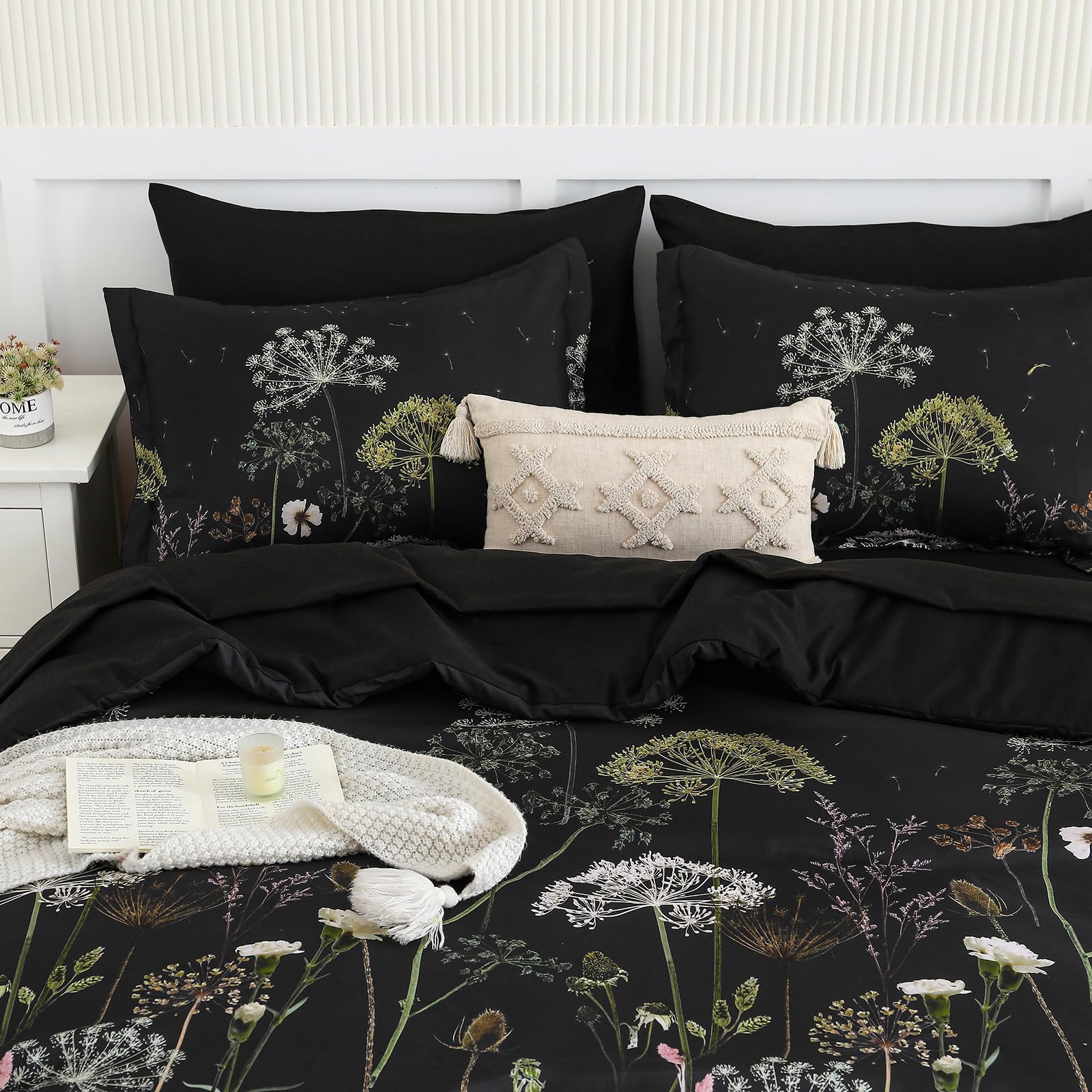 Yiran Queen Comforter Set, 7 Piece Black Dandelion Floral Comforter Bedding Set, Winter Bed in a Bag Queen, Soft Microfiber Complete Bedding Set with Sheets for All Season