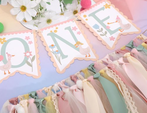 One Happy Goose High Chair Banner - Sweet 1st Birthday Party Decorations,Colorful Highchair Garland with Bow Ribbon,Little Goose First Birthday Banner Photo Props,Fun Geese Lawn Party Supplies