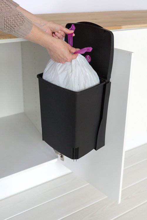 Brabantia 2.6 Gal Built-in Cupboard Trash Can (Black) Mounted Hidden Compact Storage for Kitchen (Min Space H10.63xW9.06xD13.39)