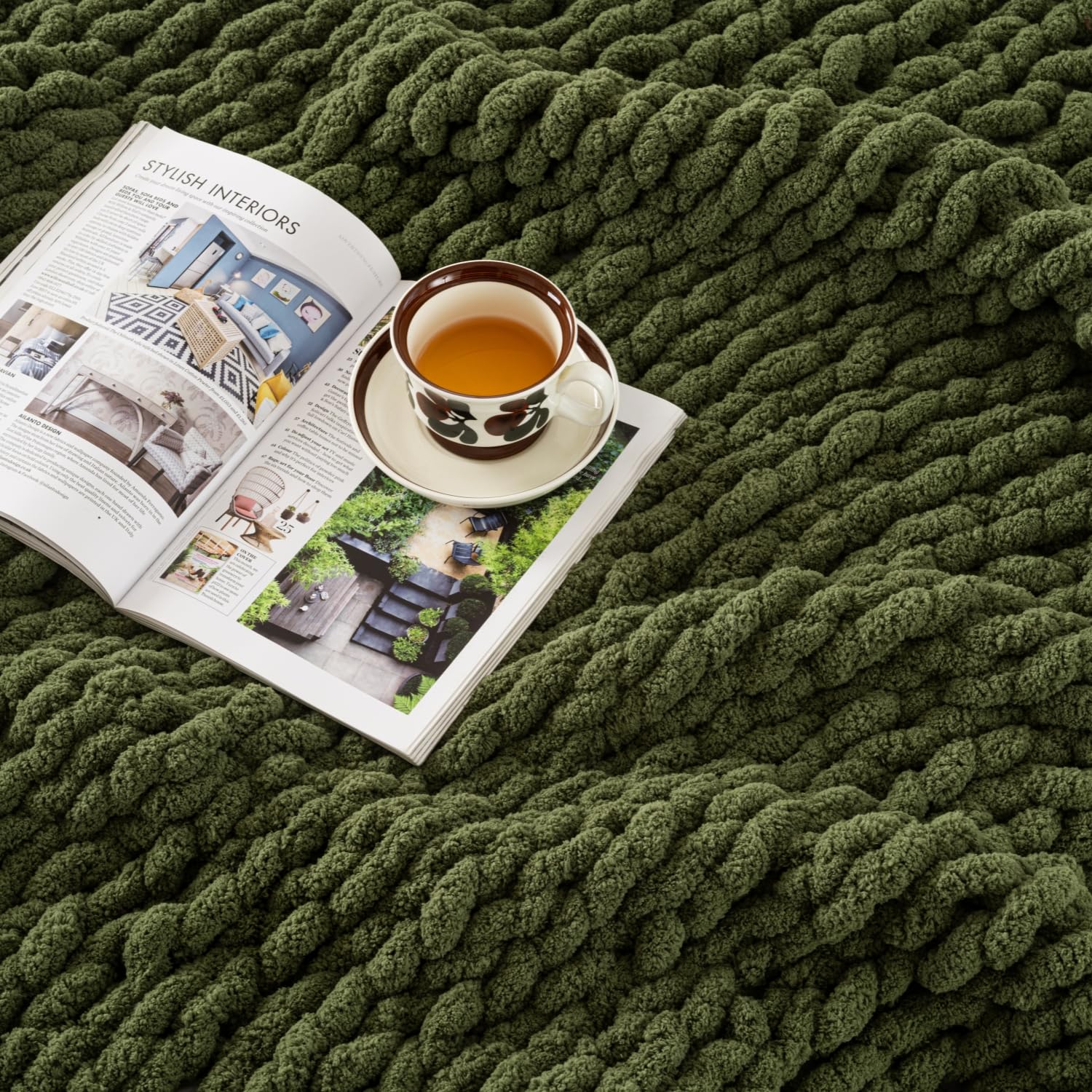 Ultra Soft Chunky Knit Throw Blanket 40x50 Hand Knitted Warm Chenille Throw Blanket, Home Decor Soft Thick Yarn Cable Knit Blanket Breathable Fleece Banket Christmas for Couch Bed Sofa Best Gift