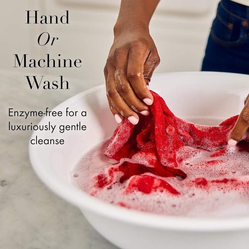 The Laundress Wool & Cashmere Shampoo - Concentrated Liquid Detergent for Delicate Fabrics | 31 Loads, Cedar Scent
