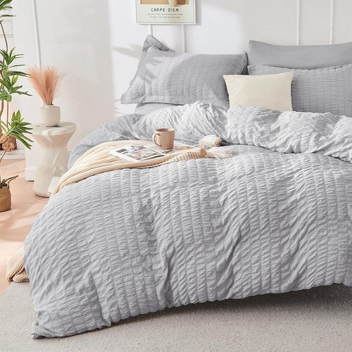 HYMOKEGE King Size Comforter Set - Luxury 7-Piece Seersucker Bedding in Light Grey for All Seasons