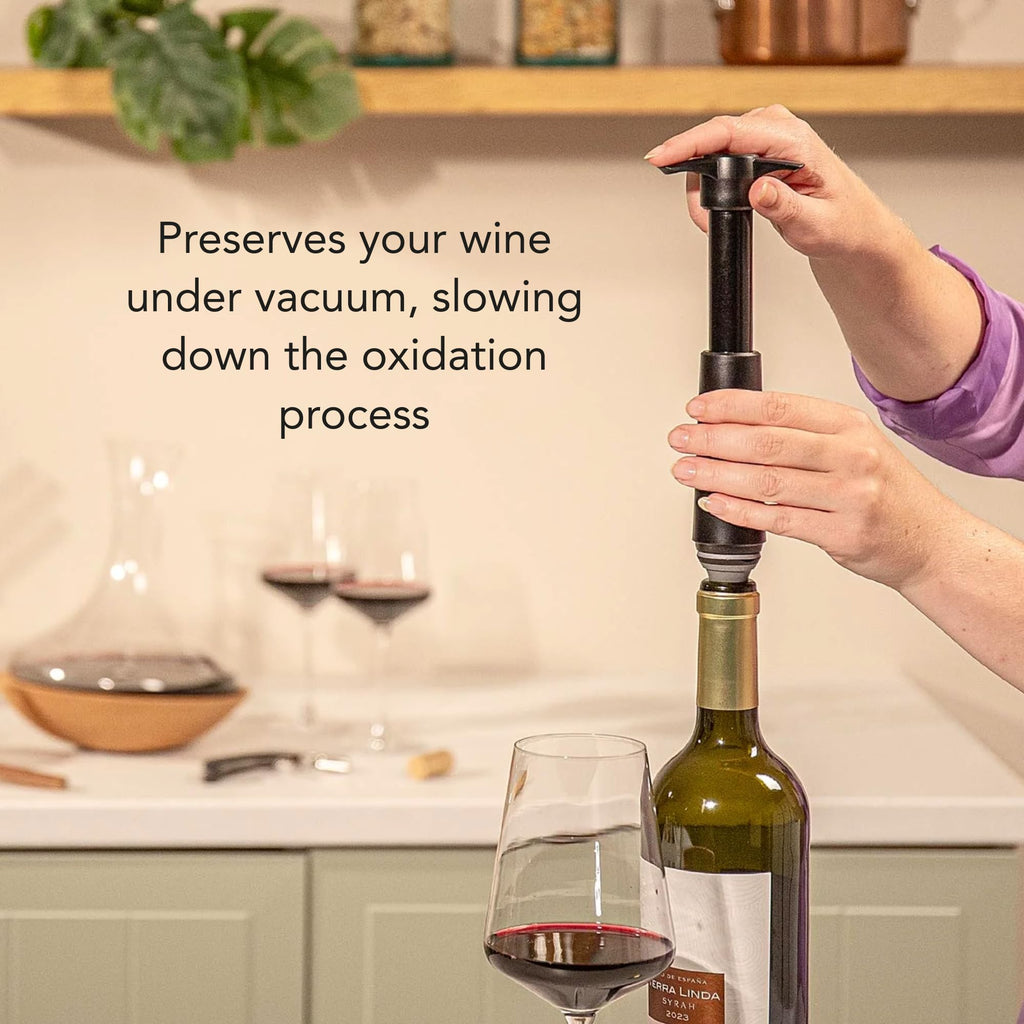Vacu Vin Wine Saver Concerto – Premium Wine Preserver Vacuum Pump with 2 Stoppers – Made in the Netherlands – Airtight Seal Keeps Red or White Wine Fresh up to 10 Days – Click Indicator – Black