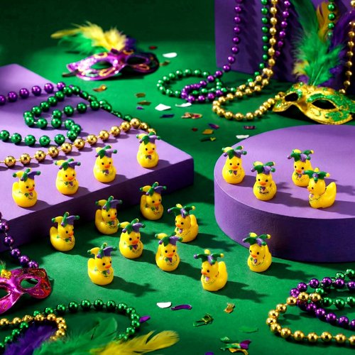 Weysat 60 Pcs Mini Mardi Gras Cruise Resin Ducks Tiny Yellow Green Purple Resin Ducks with Mardi Gras Hat Miniature Figurine Bulk Tabletop Shelf Decor for Masquerade Birthday Party Carnival Gift