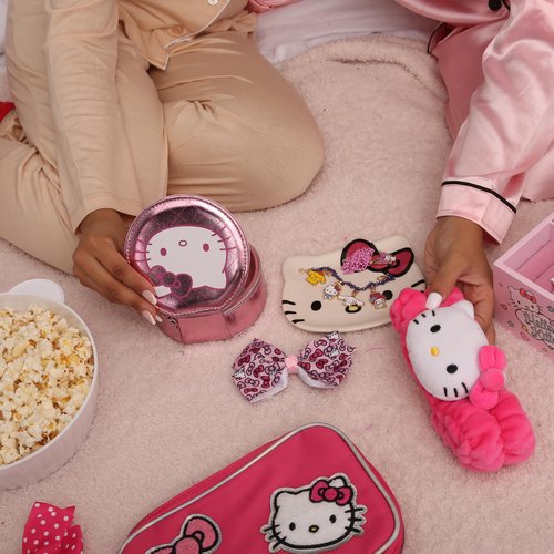 Hello Kitty Sanrio Jewelry Holder Organizer with Zip Closure, Officially Licensed Round Jewelry Travel Case