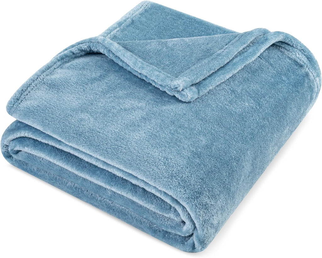 PAVILIA Dusty Blue Fleece Throw Blanket - Super Soft Flannel for Couch & Sofa | Cozy 50x60 Velvet Gift Blanket