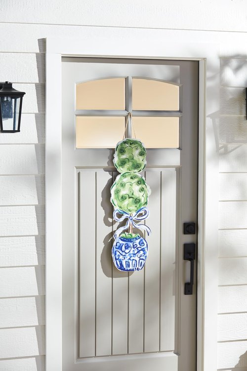 Mud Pie Topiary Door Hanger; 32" x 10 1/2"