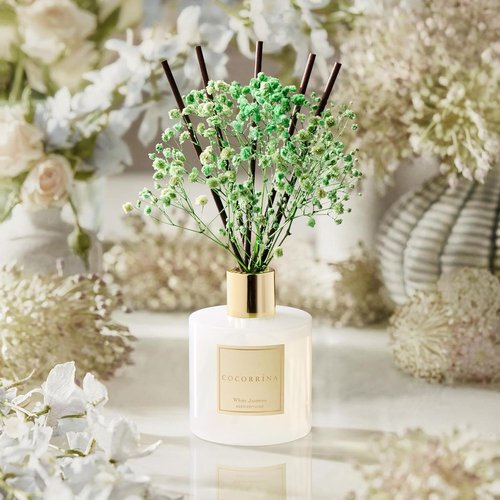 COCORRÍNA Reed Diffuser - White Jasmine Scented 6.7 Fl. Oz Set with Sticks & Baby's Breath Decor