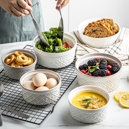 MISSYSSIM Airtight Food Storage Containers with Lids Mixing Bowls Set, Ceramic Serving Bowls with Lids Set of 4, 12/16/28/40 oz Stackable Nesting Salad Bowls for Cooking, Baking, Ramen - Beige