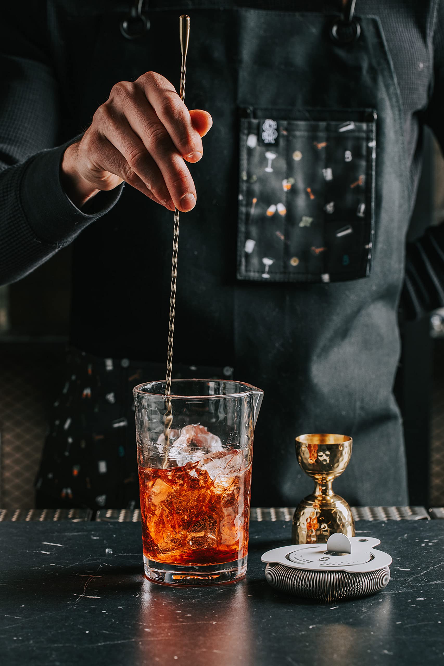 The Flagship Cocktail Mixing Glass | Professional Bar Tools & Barware for Bartending & Mixology | Bartender Mixing Pitcher | Cocktail Beaker for Drink Mixing
