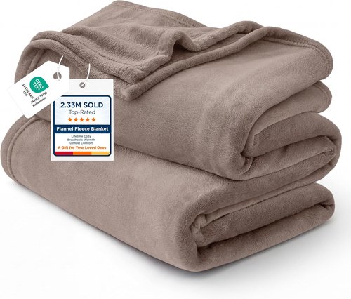 Bedsure GentleSoft Fleece Blanket - Lightweight Plush Cozy Twin Size in Mocha Brown | 60x80 Inches