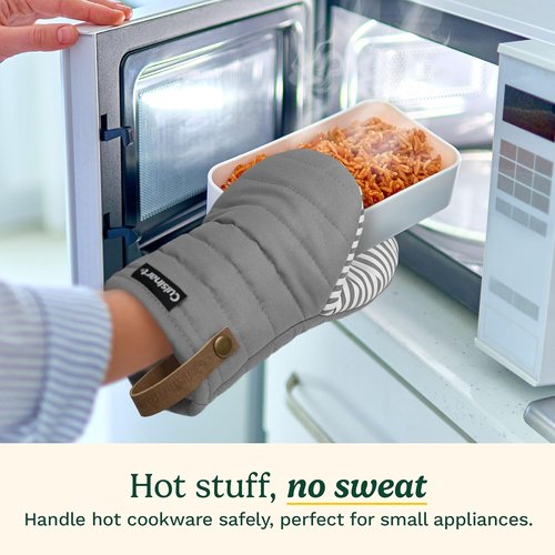 Cuisinart Mini Oven Mitts - Heat-Resistant 5.5” x 8” Kitchen Mitts with Non-Slip Silicone | Durable Cooking Set