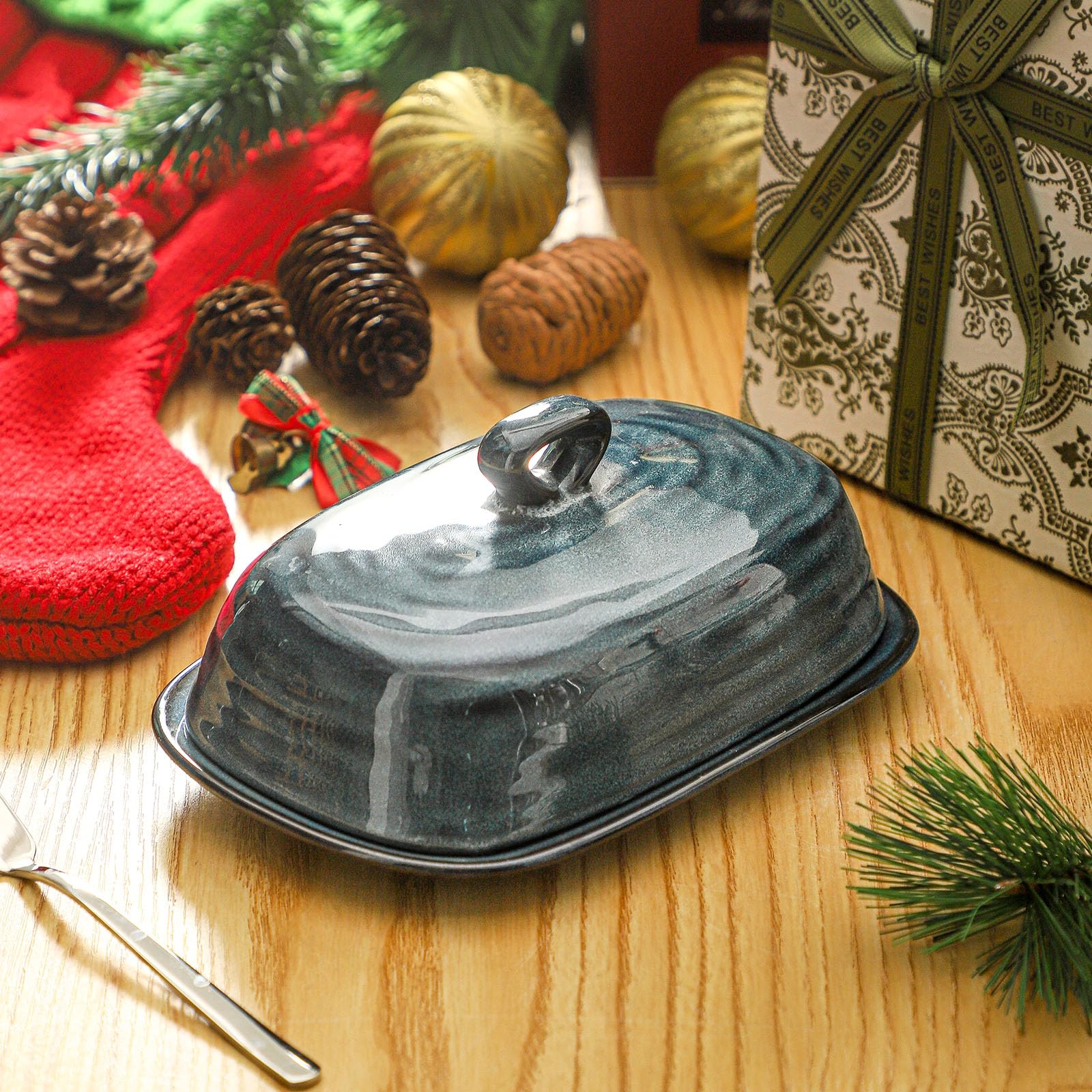 Tikooere Butter Dish with Lid, Ceramic Butter Keeper Holder with Cover and Handle for Countertop, Porcelain Butter Container for East West Coast Butter, Butter Tray for Kitchen Gift, Blue
