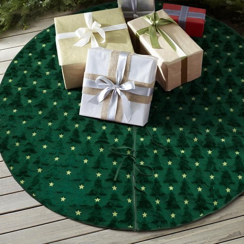 AVOIN colorlife Soft Plush Faux Fur Christmas Tree Skirt 36 Inch, Jacquard Green Xmas Star Pine Trees Winter Holiday Mat Decoration