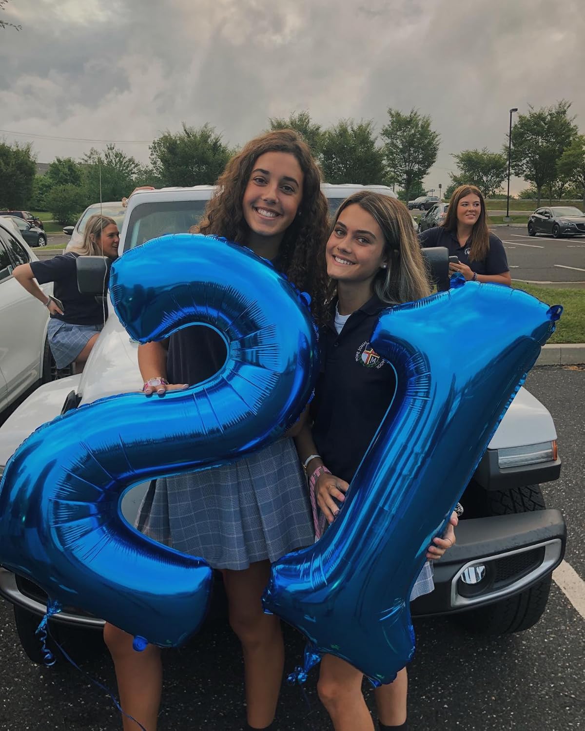 Number 27 Balloon by [Brand Name] - 40-Inch Navy Blue Birthday Decoration for 27th Celebration