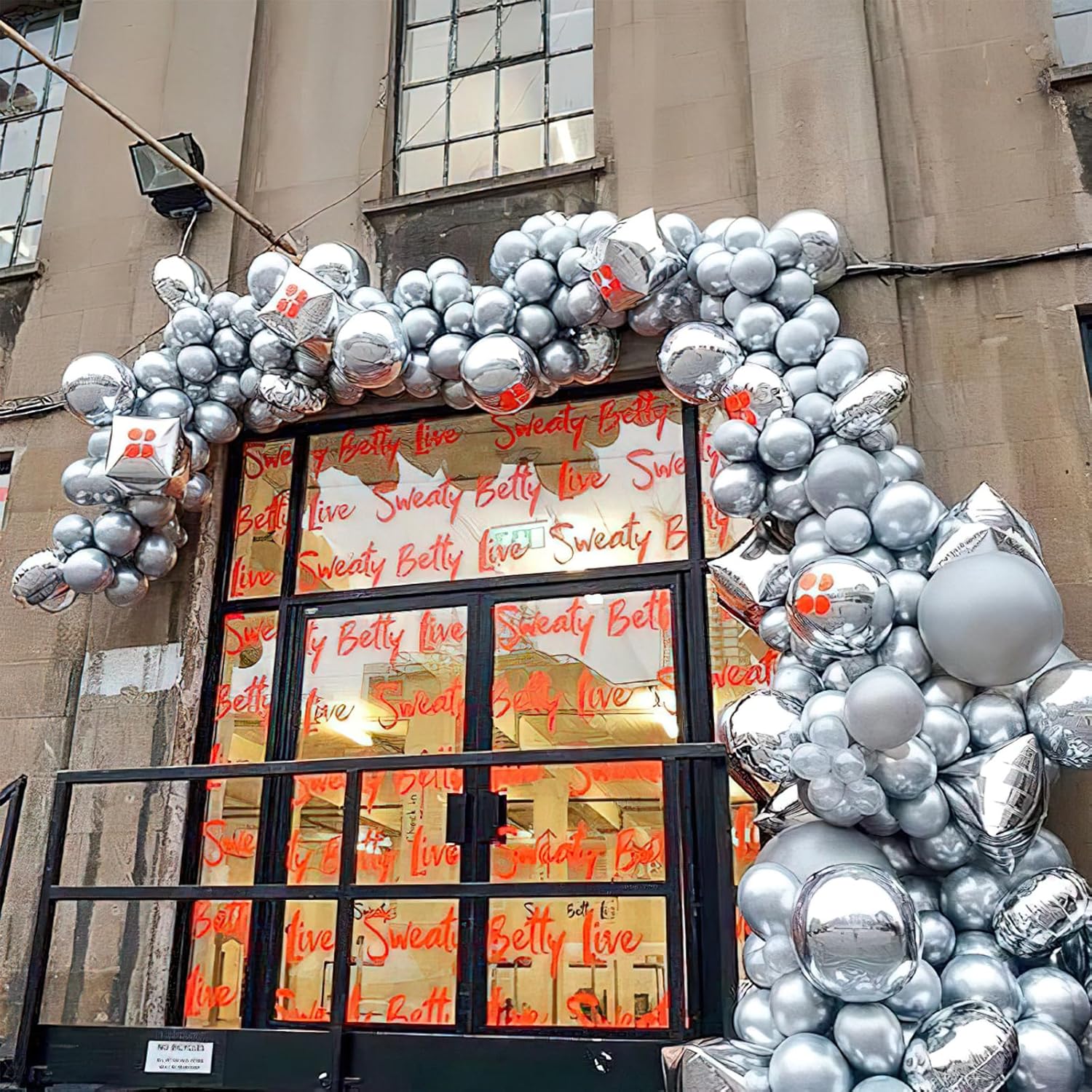 PartyWoo Silver Balloon Arch Kit - 140 Pcs in Various Sizes for Birthday, Graduation & Wedding Decor