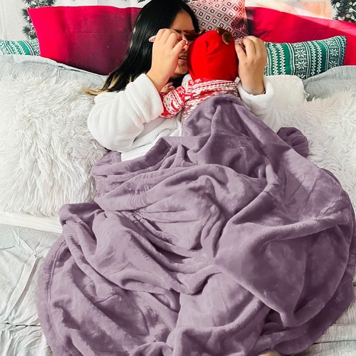 Bedsure GentleSoft Fleece Blanket - King Size Cozy Plush Microfiber in Fog Purple, 108x90 Inches