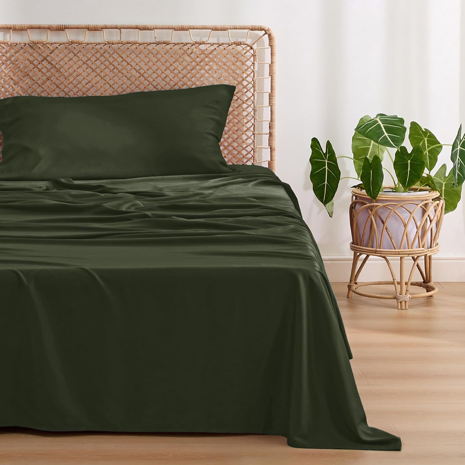 Bedsure Cooling Twin XL Sheets - Breathable Rayon from Bamboo | Soft, Deep Pocket, Olive Green