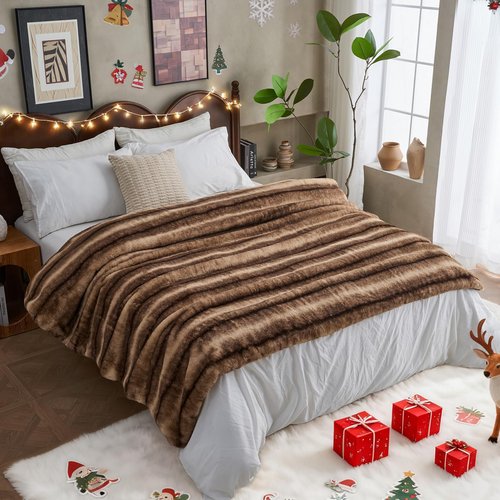 LOOMORA Luxury Faux Fur Blanket - Soft Warm Plush Blankets for Couch Sofa Bed, Fluffy Thick Throws for Bedroom, Office, Living Room, Decorative Reversible, Not Easy to shed - 60"x80", Brown