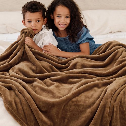 Bedsure GentleSoft Fleece Blanket - Lightweight Plush Cozy Twin Size Blanket in Orange, 60x80 Inches