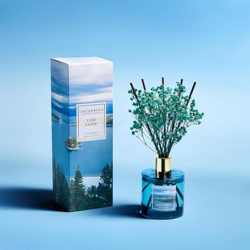 COCORRÍNA Reed Diffuser - Lake Tahoe 6.7 Fl. Oz Set with 8 Sticks & Preserved Baby's Breath | Elegant Home Decor