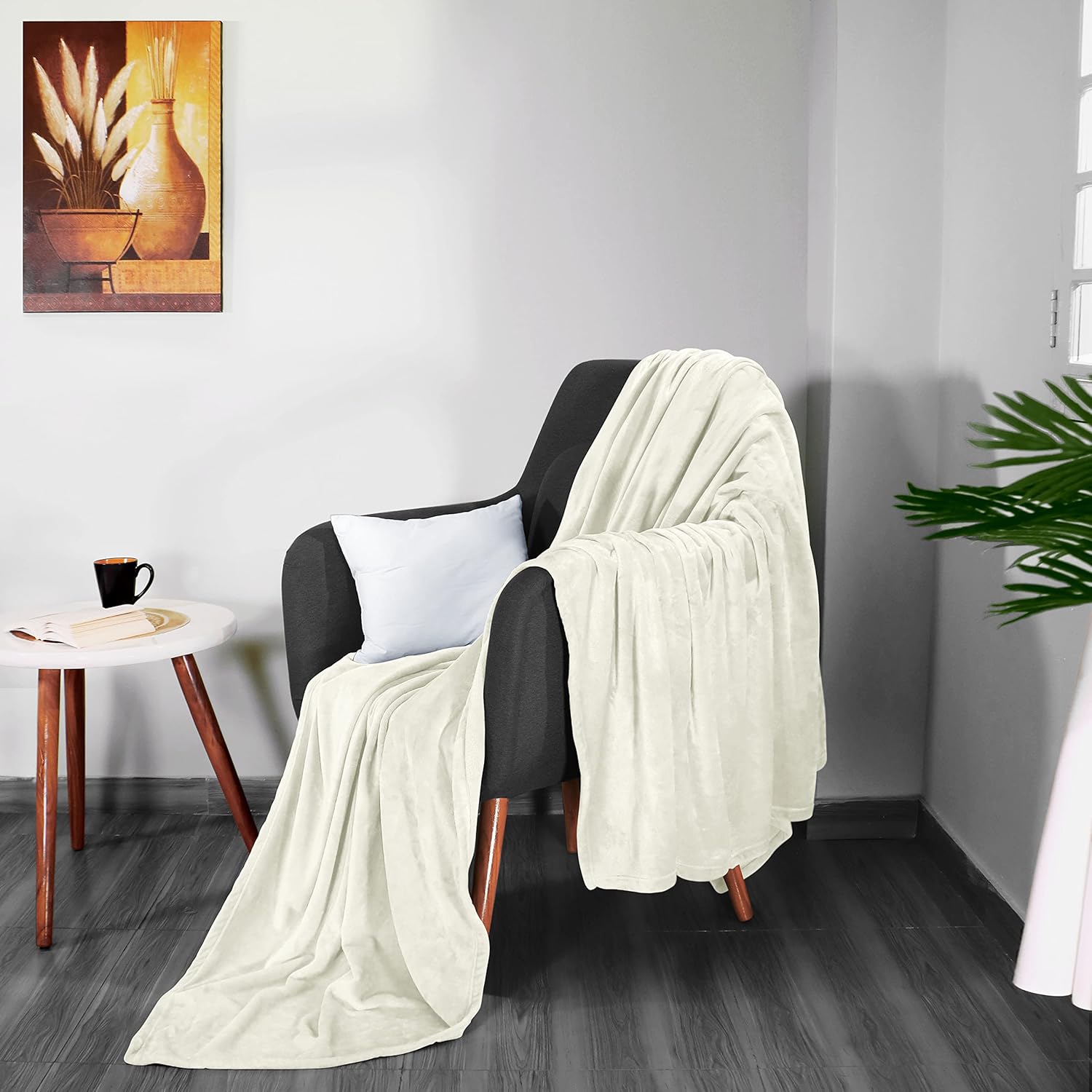 Utopia Bedding Fleece Blanket - Luxury Soft Microfiber Throw | Ivory, 50x60 Inch, Anti-Static 300GSM