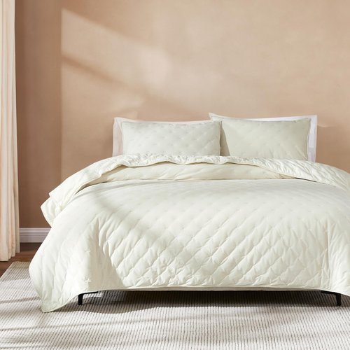 Lush Decor - Quilt Set, 3-Piece Cozy Velvet Bedding with Matching Shams, Embroidered Stitch Design (Haven Cream, King/California King)