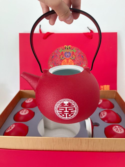 SJDHAHC Red Chinese Wedding Tea Set - Traditional Ceramic Double Happiness Tea Ceremony Set with 1 Teapot, 8 Teacups, Gift Box - Chinese Tea Set for Engagements, Bridal Showers and Couples' Gifts