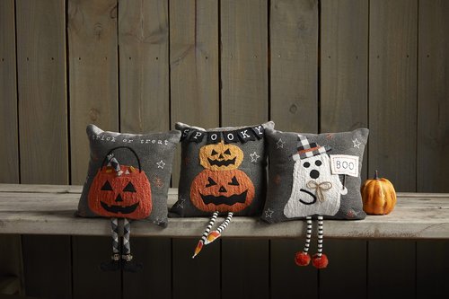 Mud Pie Halloween Dangle Leg Pillow, Ghost, 9" x 9"