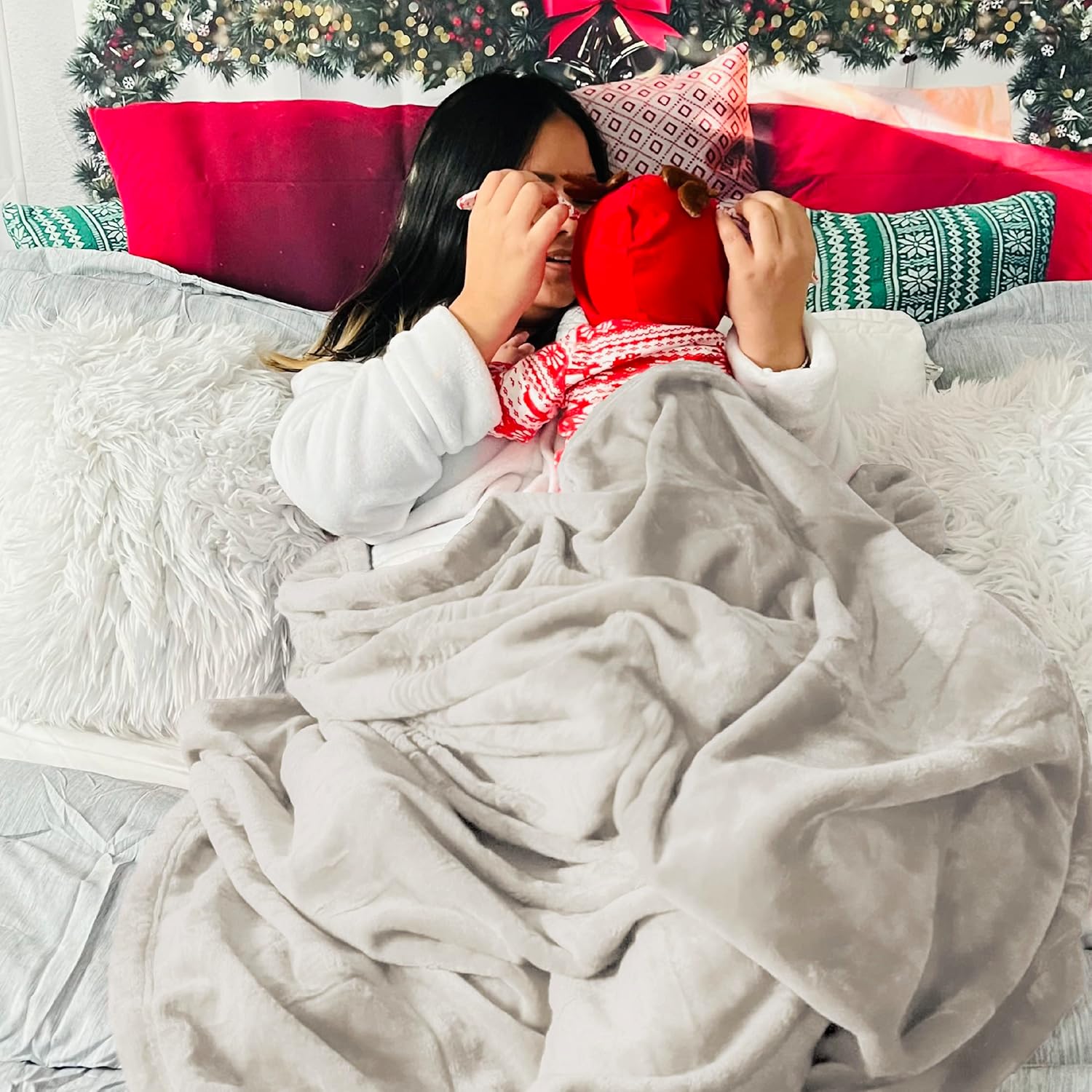 Bedsure GentleSoft Fleece Throw Blanket - XL 300GSM Plush & Cozy for Bed, Sofa, Travel | 50x70 Inches