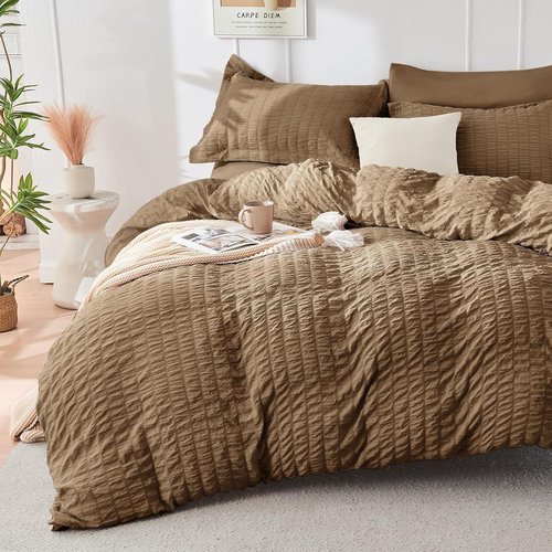 HYMOKEGE King Size Comforter Set - Luxury 7-Piece Seersucker Bedding Set for All Seasons | Brown