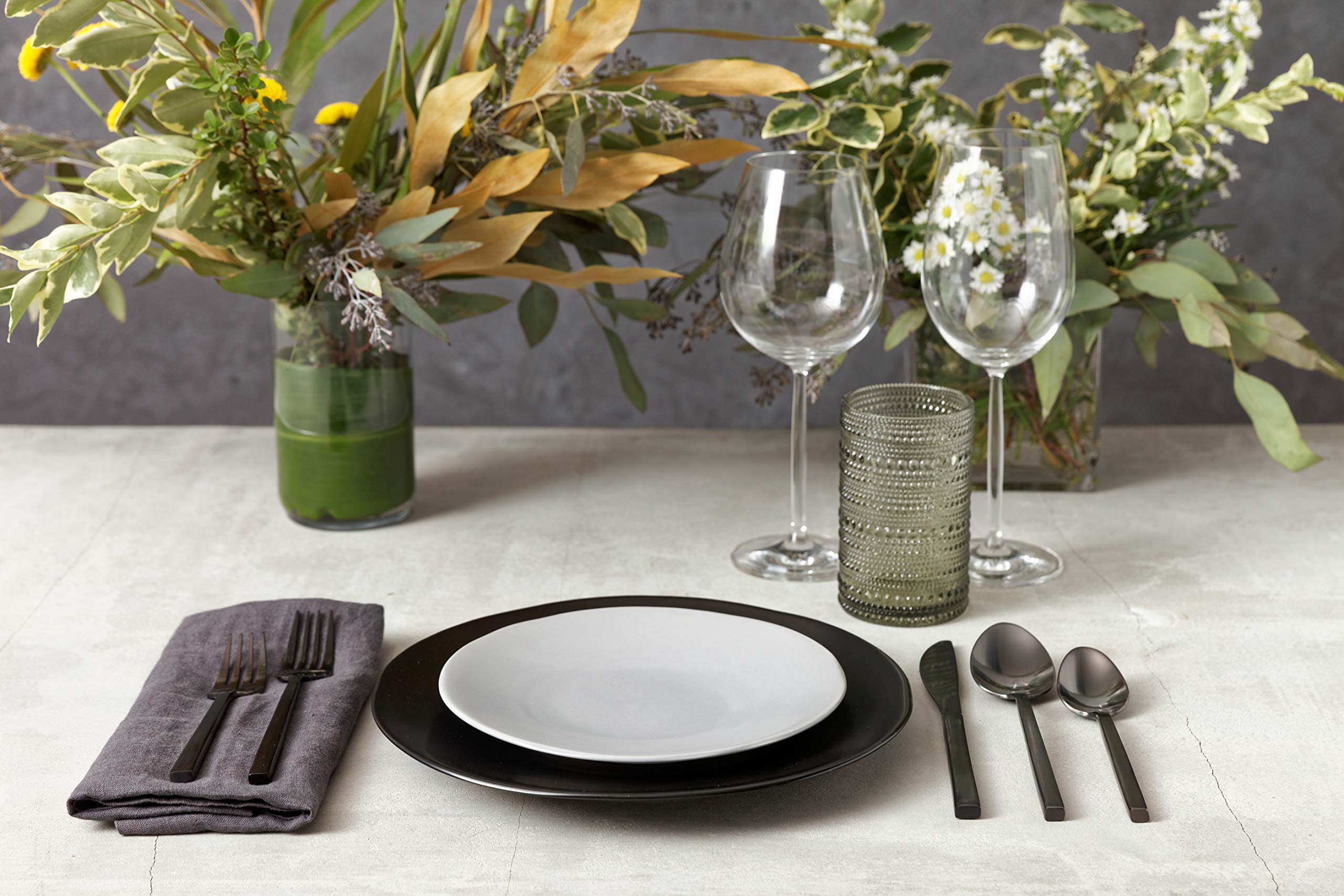 Fortessa Vitraluxe Dinnerware Heirloom Matte Finish Dinner Plate 10.75-Inch, Charcoal, Set of 4