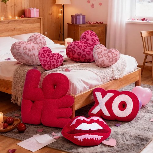 Lanpn Valentines Day Heart Pillows 2Pcs, Love Heart Shaped Pillow Plush Throw Pillow Decorative Cushion for Holiday Home Party Couch Bed Sofa Valentine's Day Decor (Light Pink,16.5x12in/14x10.5in)