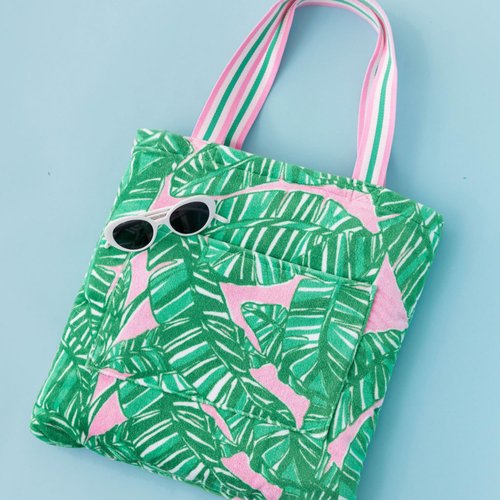 Lilly Pulitzer Towel Tote Bag, Travel Beach Towel with Terrycloth Tote Bag and Interior Pockets, 40 x 70, Let's Go Bananas