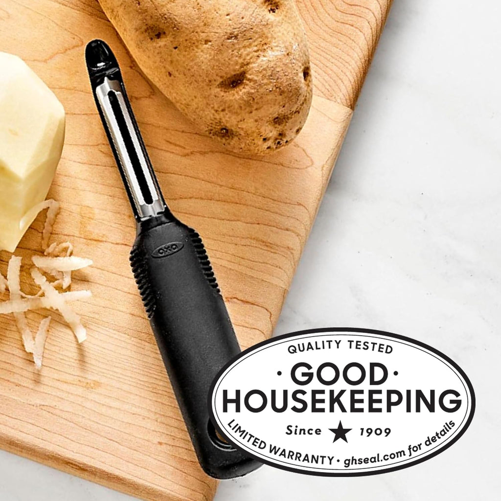 OXO Good Grips Swivel Peeler - Effortless Vegetable and Fruit Peeling | Ergonomic Design