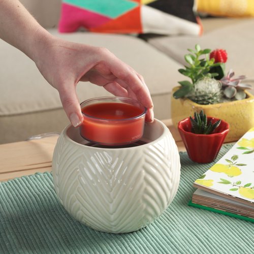 Yankee Candle Scenterpiece Vanilla Mia Wax Warmer, Easy MeltCup Compatible, Electric Flameless, Raised Yarn Weave Design, 6-Foot Cord