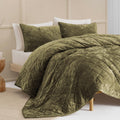 Wonderful Luxury Velvet Green Quilt Set Queen, Diamond Stitch Pattern Bedding, Lightweight Ultra-Soft Skin-Friendly, All-Season, Versatile as Comforter/Bedspread for Adults Teens Kids Bedroom,94"x94"